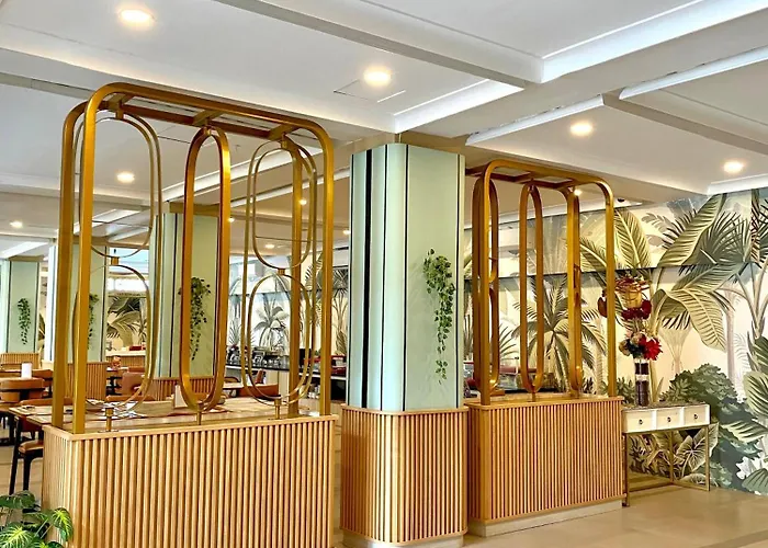 Maxonehotels.Com At Vivo Palembang